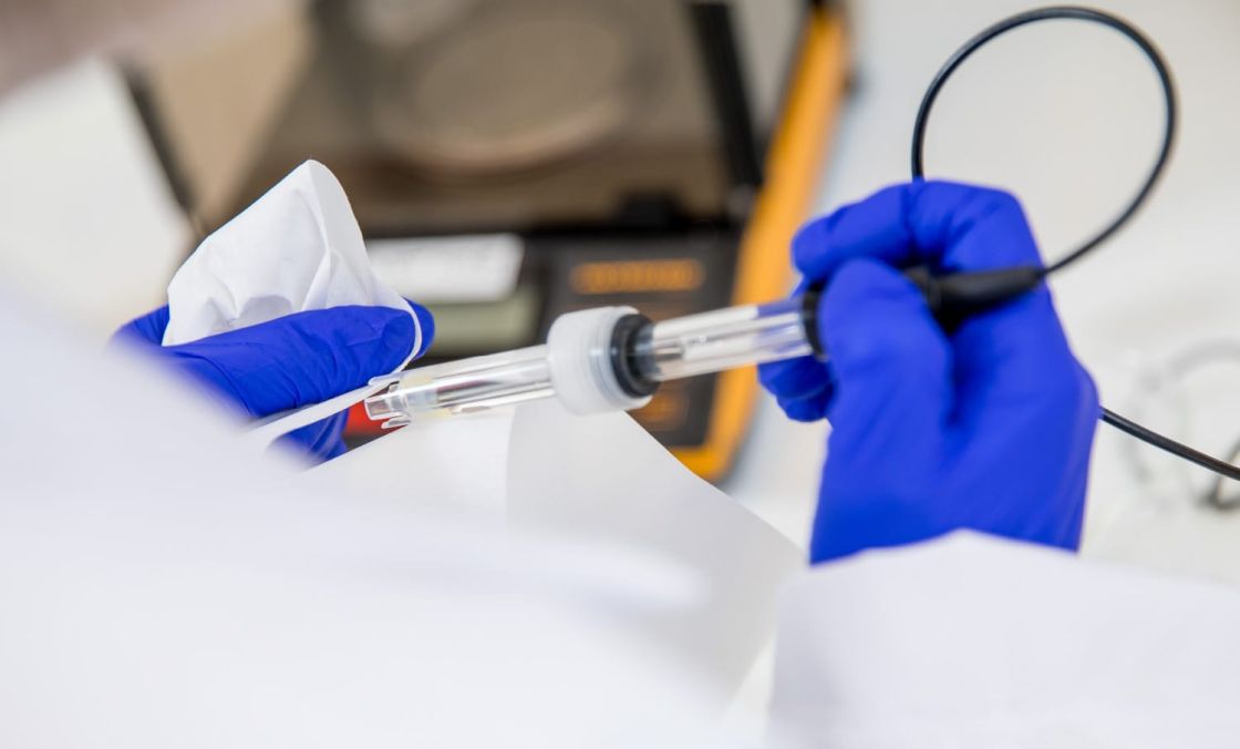 The benefits of outsourcing formulation and manufacture 
